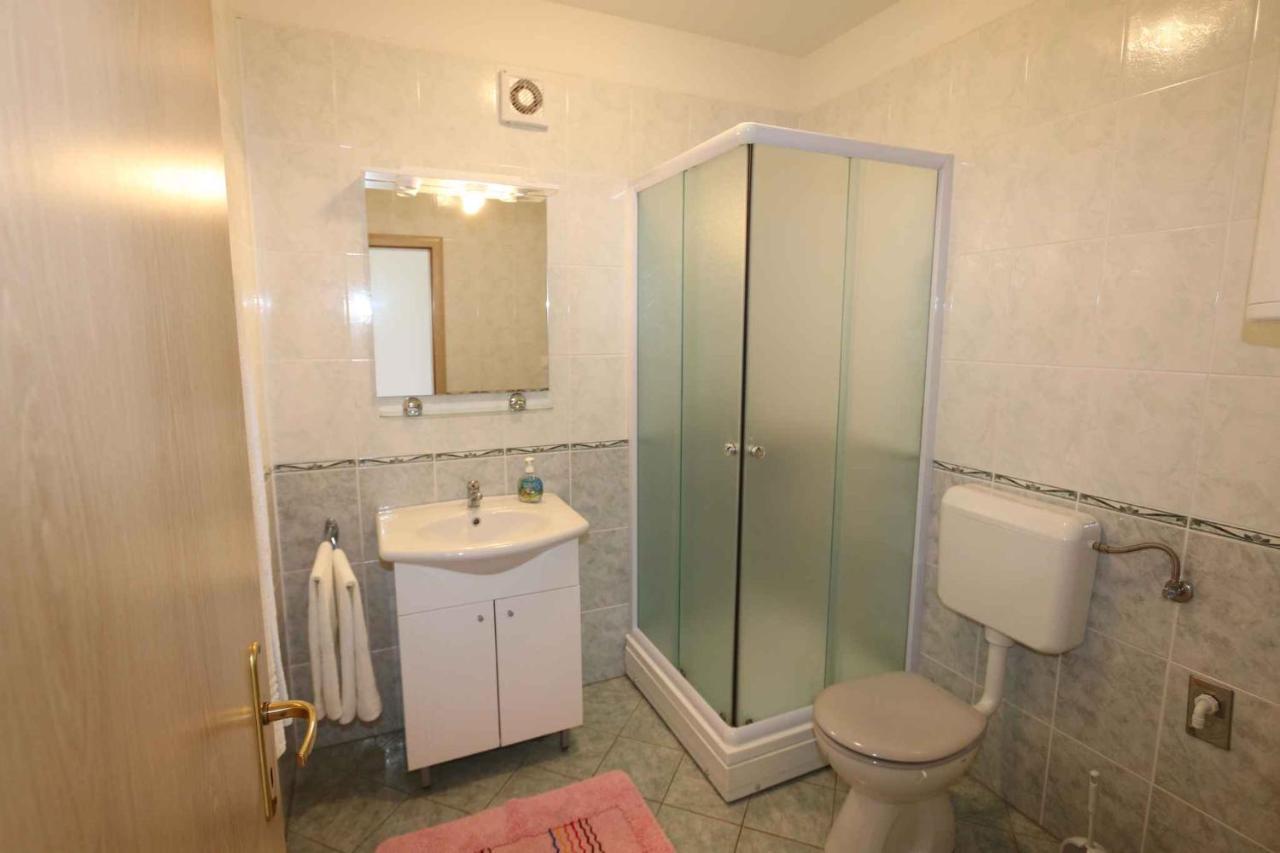 Apartments In Silo/Insel Krk 13430 Dış mekan fotoğraf