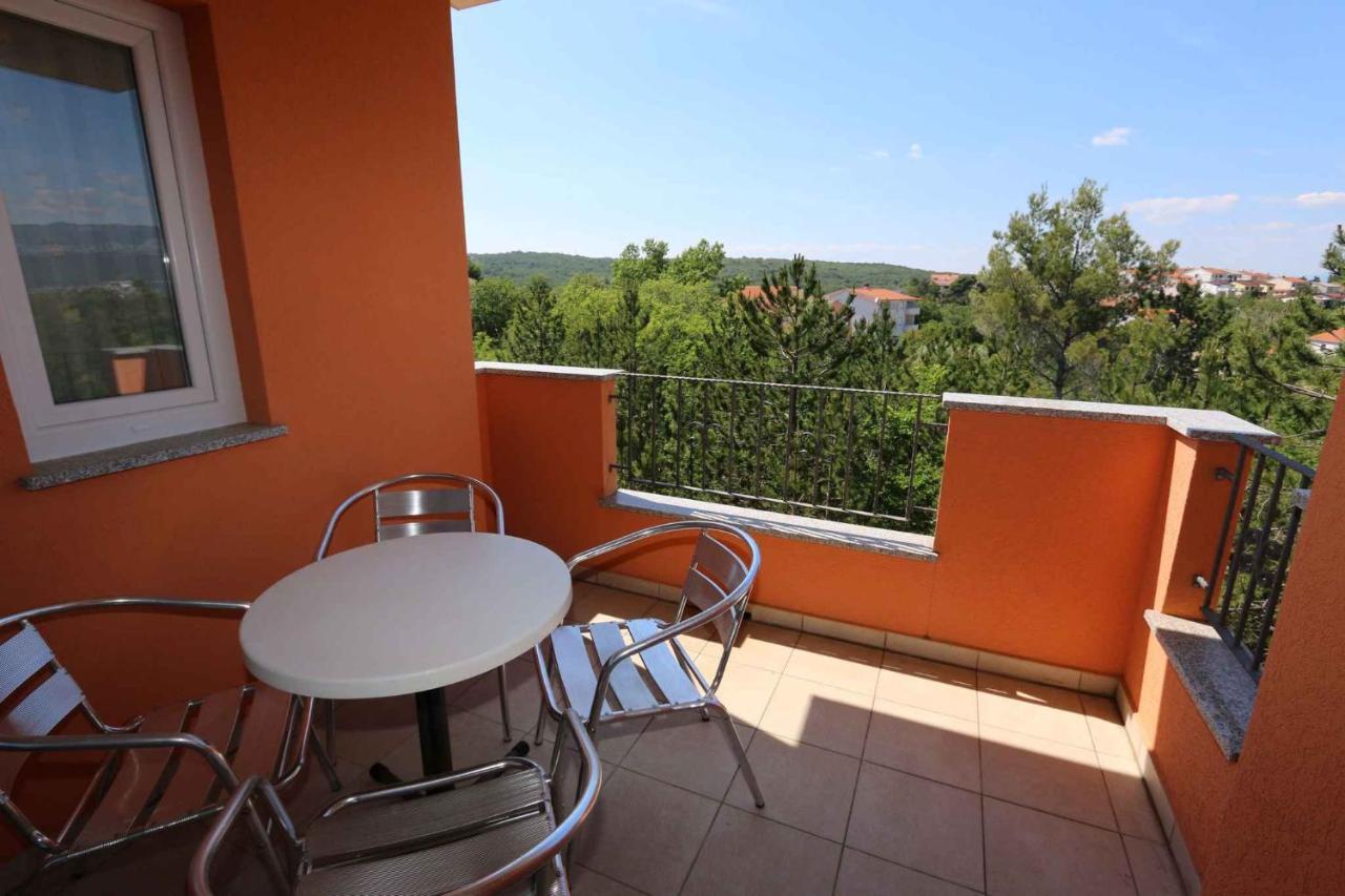 Apartments In Silo/Insel Krk 13430 Dış mekan fotoğraf